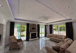 Villa ZENORA